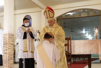 2º padre ordenado por Dom Irineu Roman na Arquidiocese de Santarém