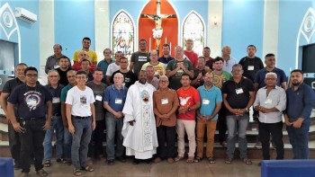 Escola diaconal São Lourenço oferta disciplina homilética