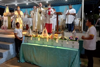 Imagens peregrinas são abençoadas e entregues a padres da Arquidiocese de Santarém